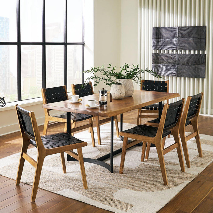 Mixing Modern and Rustic: How to Balance Styles in Your Home