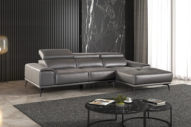 Vadso Sectional, Right Chaise - Dream Home Furniture & Mattress (Waite Park, MN)