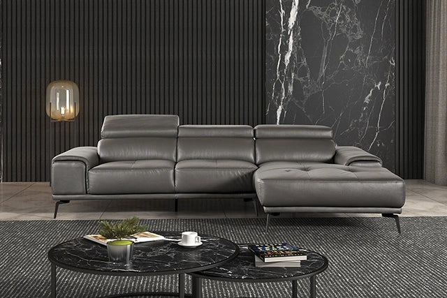 Vadso Sectional, Right Chaise - Dream Home Furniture & Mattress (Waite Park, MN)