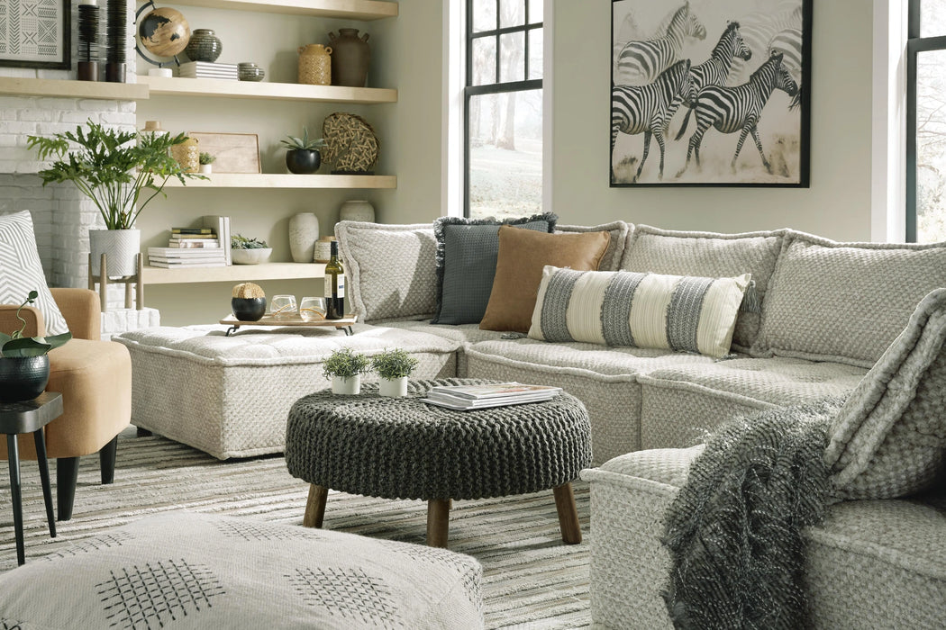 Bales Accent Chair - Dream Home Furniture & Mattress (Waite Park, MN)