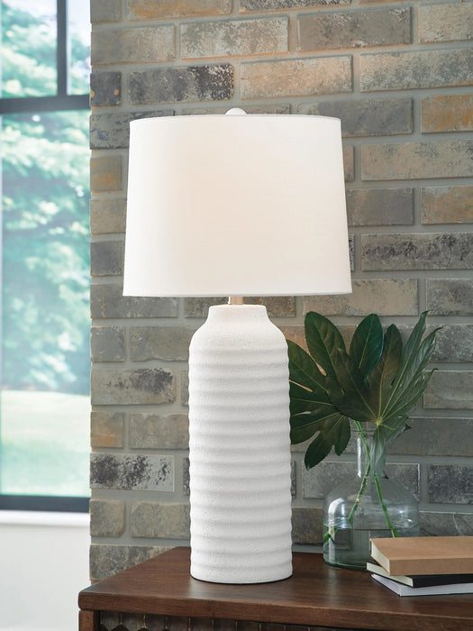 Vauville Table Lamp (Set of 2) - Dream Home Furniture & Mattress (Waite Park, MN)