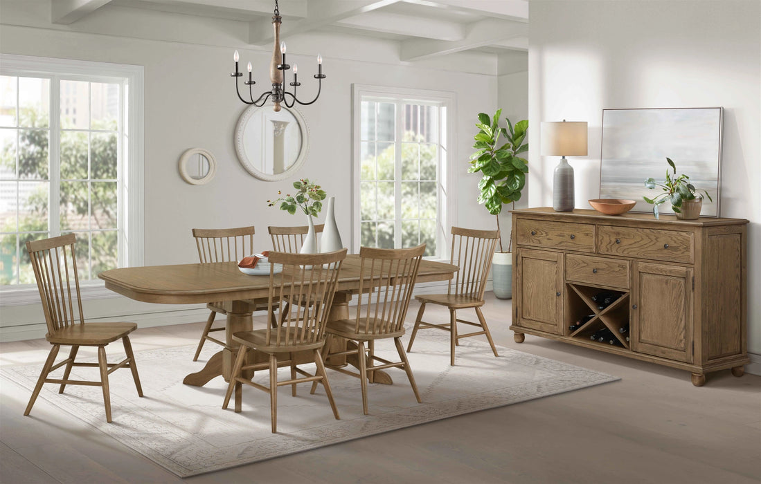 Colonial Oak Spindle Chair