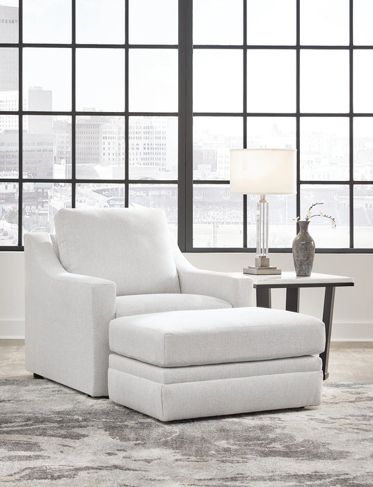 Maitelynn Upholstery Package - Dream Home Furniture & Mattress (Waite Park, MN)