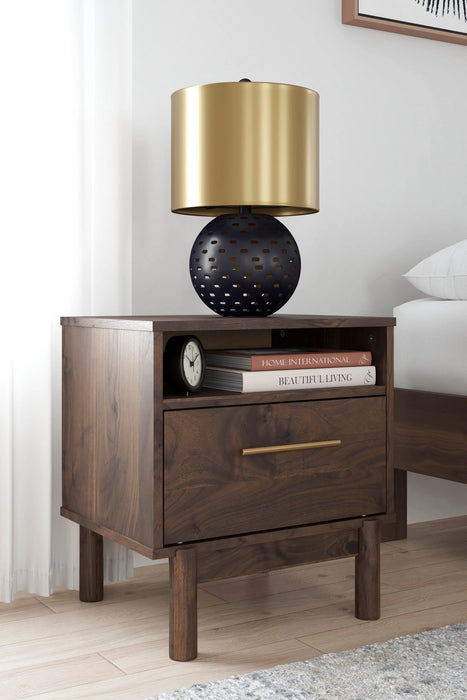 Calverson Nightstand - Dream Home Furniture & Mattress (Waite Park, MN)