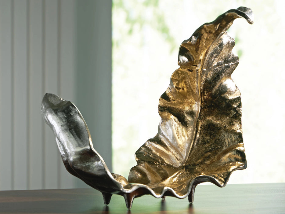 Darinsen Sculpture - Dream Home Furniture & Mattress (Waite Park, MN)