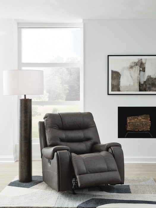 Femley Recliner - Dream Home Furniture & Mattress (Waite Park, MN)