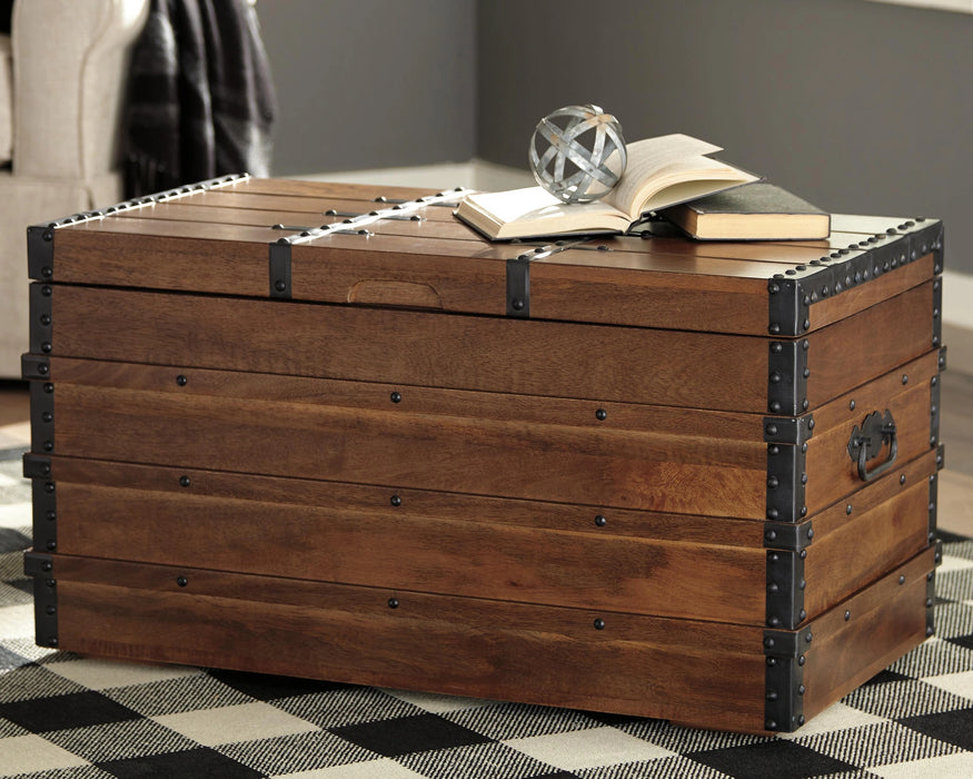 Kettleby Storage Trunk - Dream Home Furniture & Mattress (Waite Park, MN)