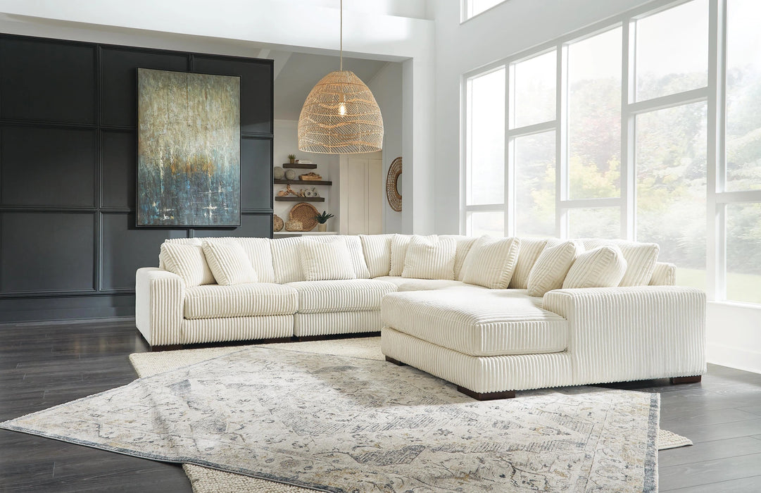 Lindyn Sectional with Chaise - Dream Home Furniture & Mattress (Waite Park, MN)