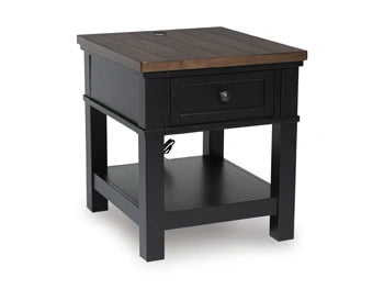Wildenauer End Table - Dream Home Furniture & Mattress (Waite Park, MN)
