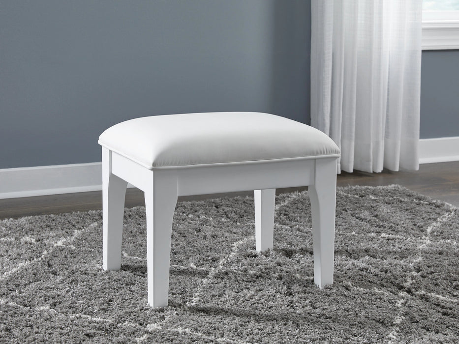 Chalanna Vanity Stool - Dream Home Furniture & Mattress (Waite Park, MN)