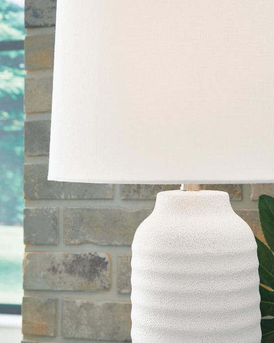 Vauville Table Lamp (Set of 2) - Dream Home Furniture & Mattress (Waite Park, MN)