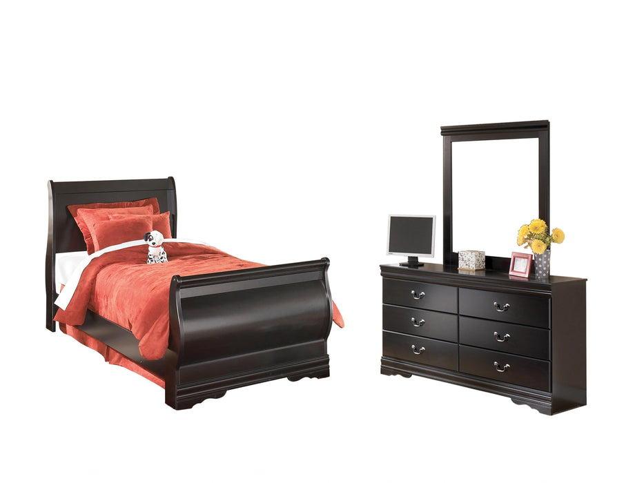 Huey Vineyard Bedroom Set - Dream Home Furniture & Mattress (Waite Park, MN)