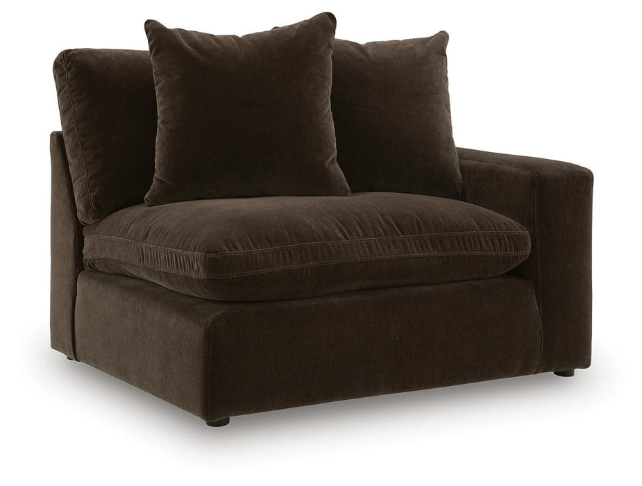 Maxton Heights Sectional - Dream Home Furniture & Mattress (Waite Park, MN)