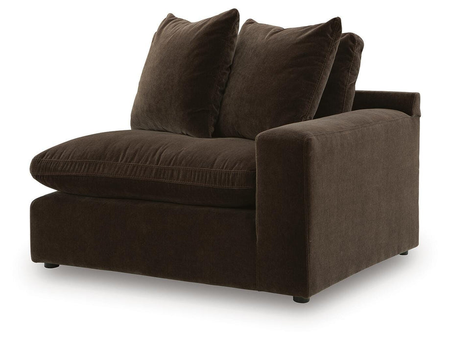Maxton Heights Sectional - Dream Home Furniture & Mattress (Waite Park, MN)