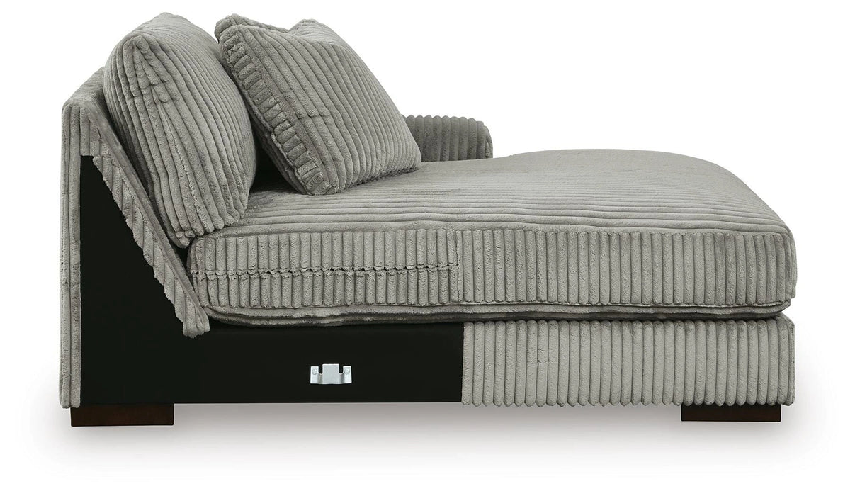 Lindyn Sectional with Double Chaise - Dream Home Furniture & Mattress (Waite Park, MN)