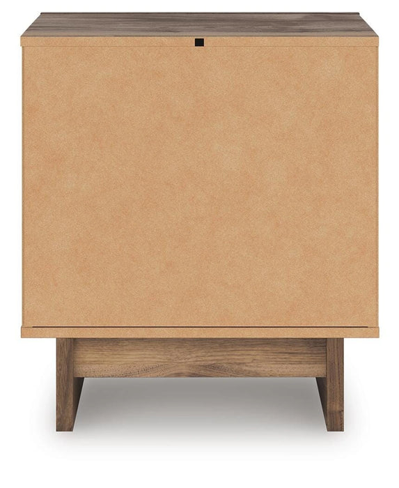 Chirason Nightstand - Dream Home Furniture & Mattress (Waite Park, MN)