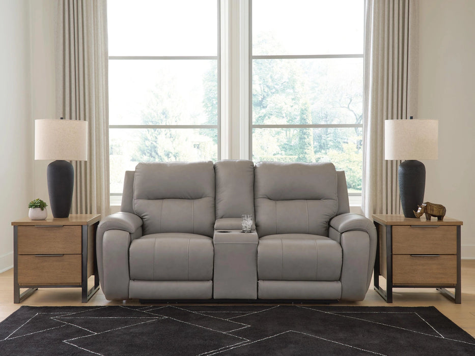 Real Moments Loveseat - Dream Home Furniture & Mattress (Waite Park, MN)