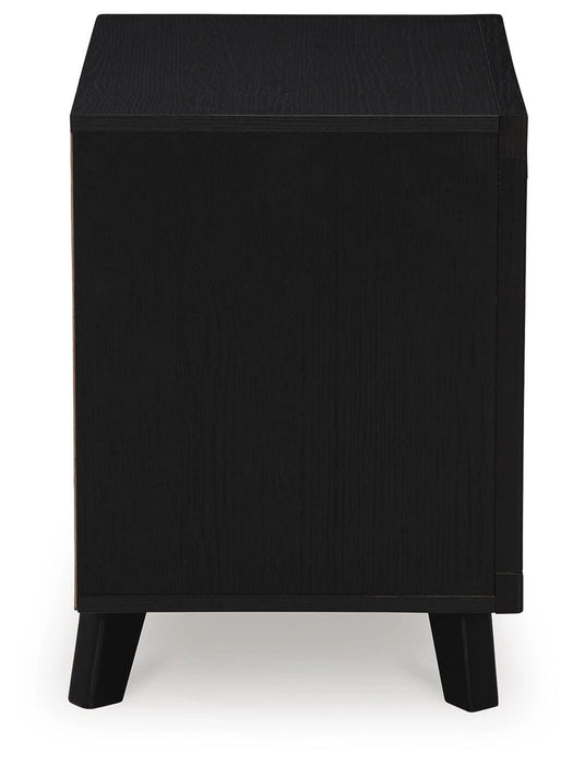 Danziar Nightstand - Dream Home Furniture & Mattress (Waite Park, MN)