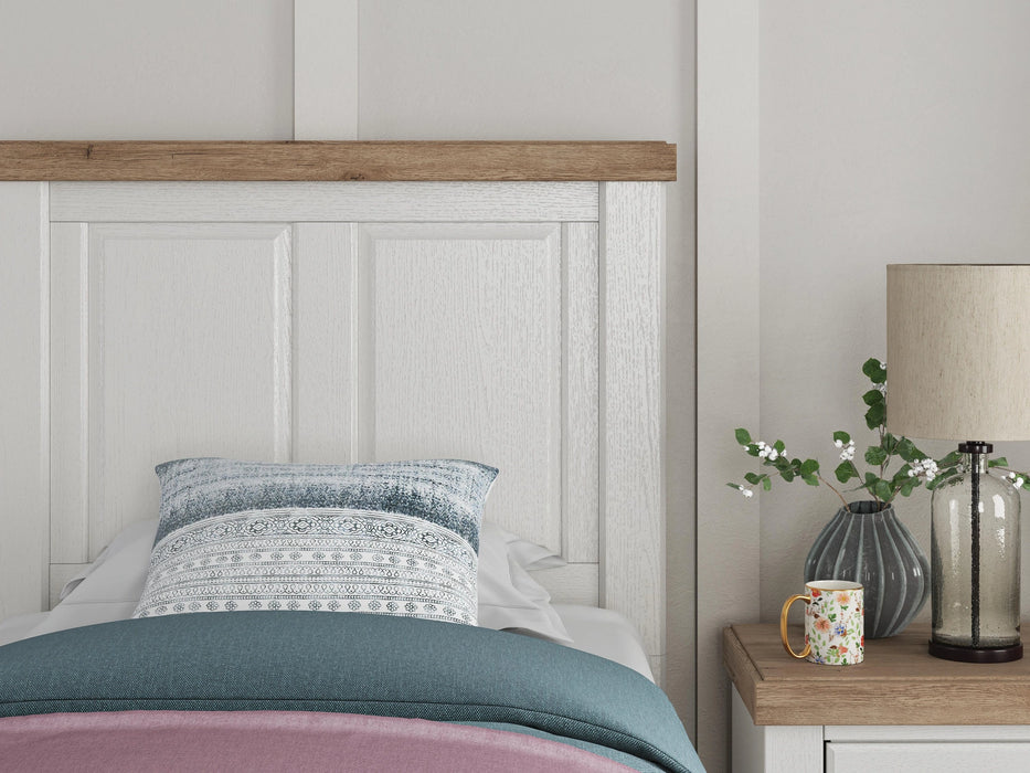 Savonport Bed - Dream Home Furniture & Mattress (Waite Park, MN)