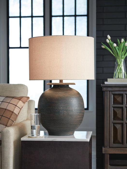 Carlenbury Table Lamp - Dream Home Furniture & Mattress (Waite Park, MN)