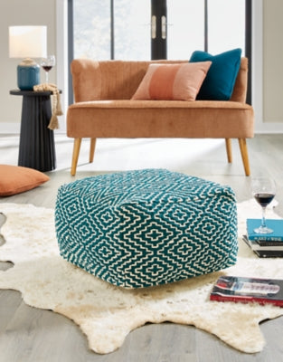 Brynnsen Pouf - Dream Home Furniture & Mattress (Waite Park, MN)