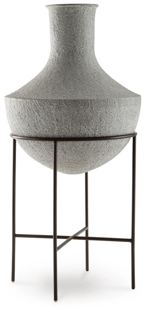 Estonbank Vase - Dream Home Furniture & Mattress (Waite Park, MN)