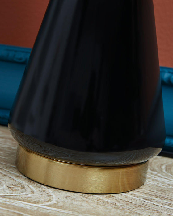 Ackson Black/Brass Finish Table Lamp (Set of 2)