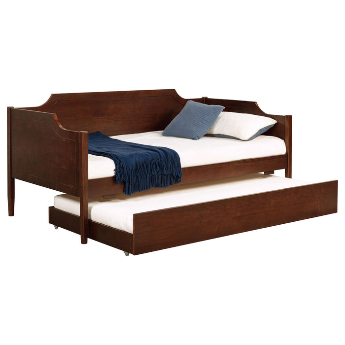 Redding Daybeds