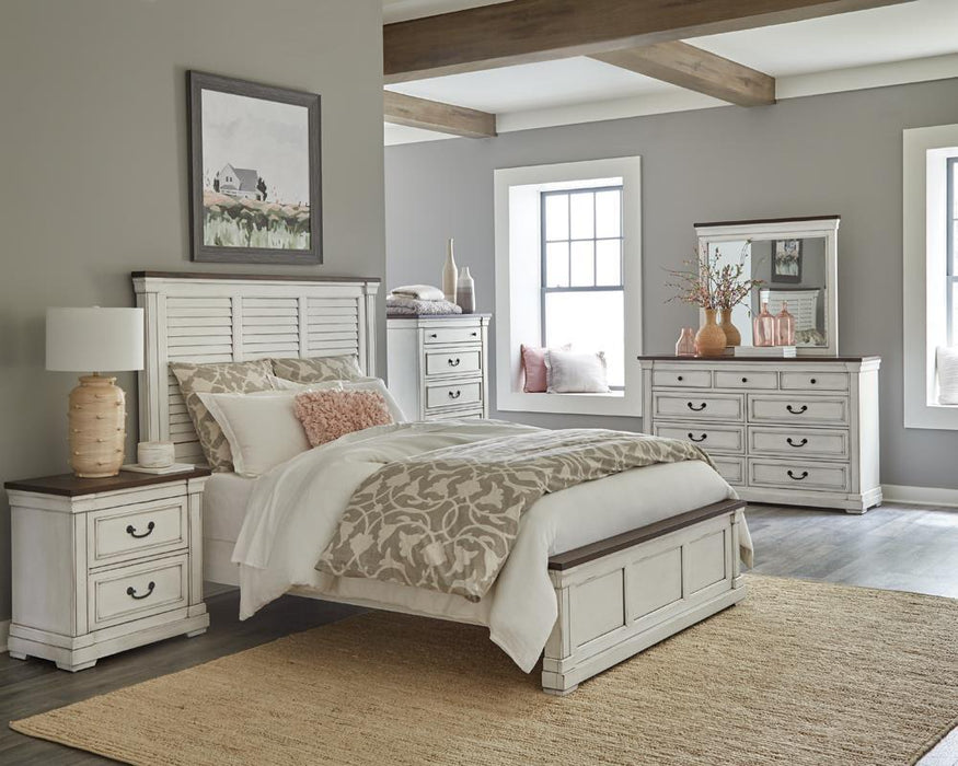 Hillcrest Eastern King Panel Bed White