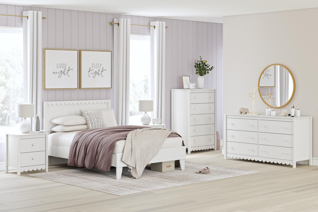 Hallityn Nightstand - Dream Home Furniture & Mattress (Waite Park, MN)