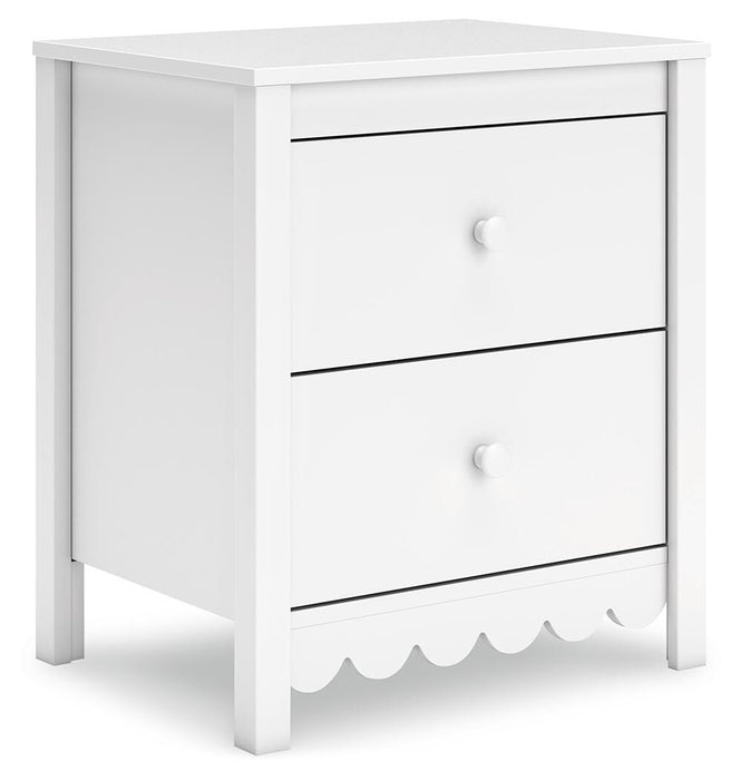 Hallityn Nightstand - Dream Home Furniture & Mattress (Waite Park, MN)