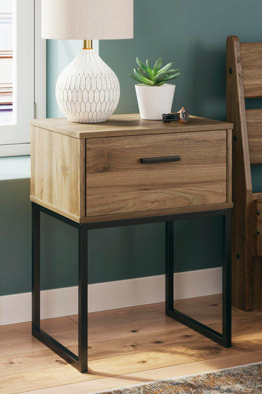 Deanlow Nightstand - Dream Home Furniture & Mattress (Waite Park, MN)
