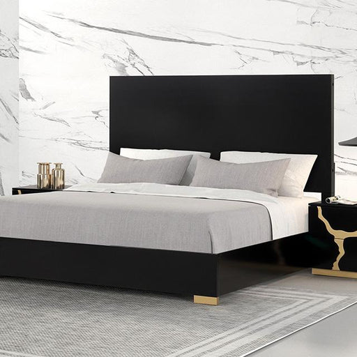 Goldsberg E.King & Queen Bed Grey & Pink - Dream Home Furniture & Mattress (Waite Park, MN)