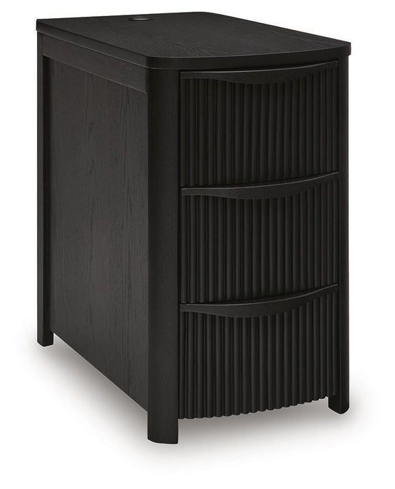 Camdill Chairside End Table - Dream Home Furniture & Mattress (Waite Park, MN)