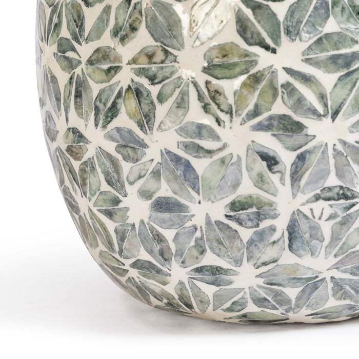Yaya Green Capiz Shell Table Lamp - Dream Home Furniture & Mattress (Waite Park, MN)