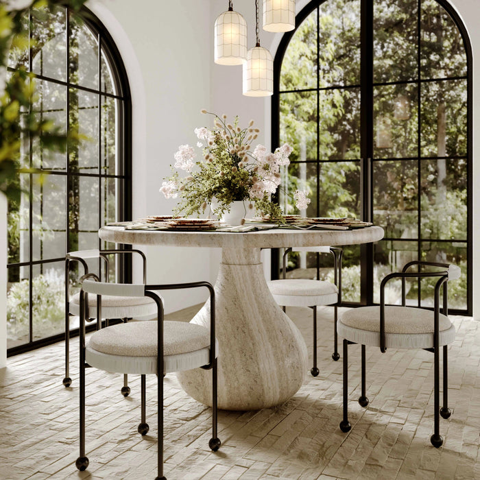 Smooch Concrete Indoor/Outdoor Dining Table