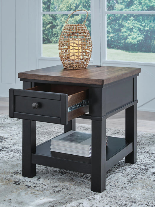 Wildenauer End Table - Dream Home Furniture & Mattress (Waite Park, MN)