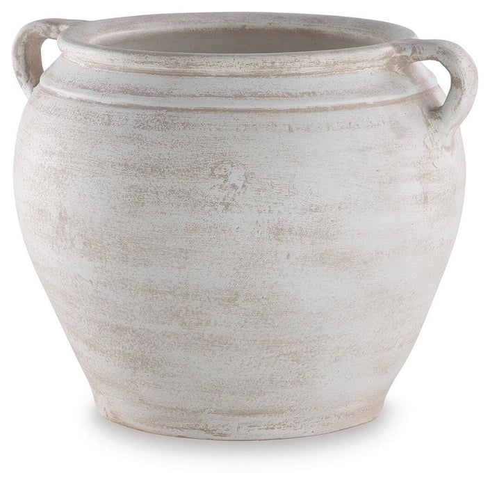 Meadie Vase - Dream Home Furniture & Mattress (Waite Park, MN)