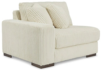 Lindyn Sectional Sofa - Dream Home Furniture & Mattress (Waite Park, MN)