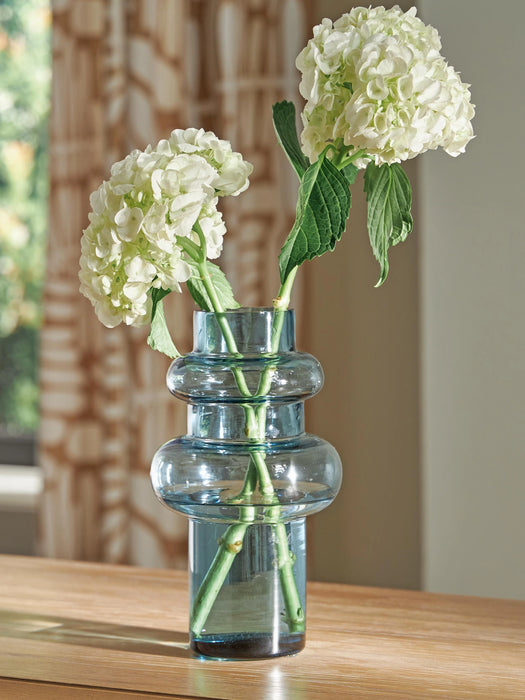 Vallmen Vase - Dream Home Furniture & Mattress (Waite Park, MN)