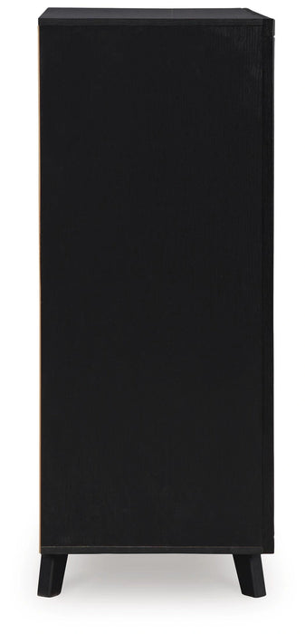 Danziar Wide Chest of Drawers - Dream Home Furniture & Mattress (Waite Park, MN)