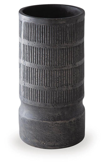 Beninworth Vase - Dream Home Furniture & Mattress (Waite Park, MN)