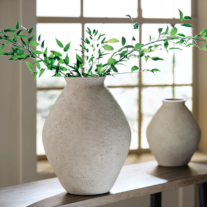 Hannela Vase - Dream Home Furniture & Mattress (Waite Park, MN)