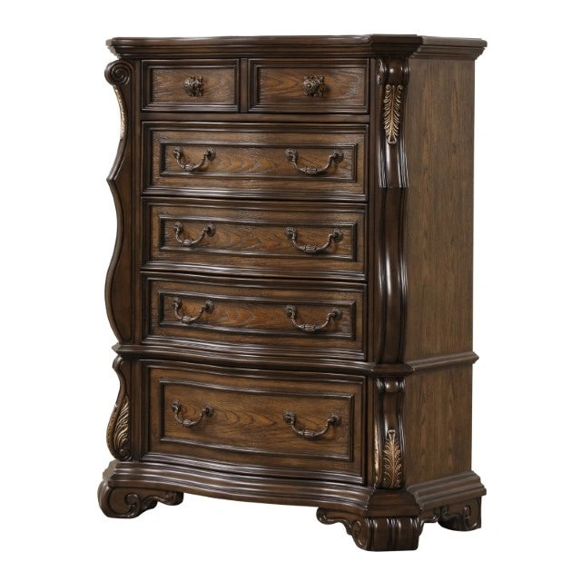 Leovanni Chest