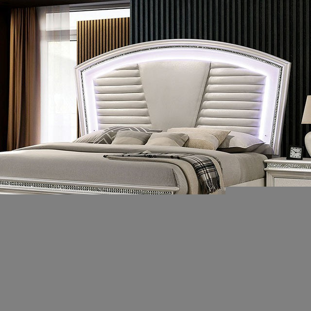 Maddie Queen Bedroom Set