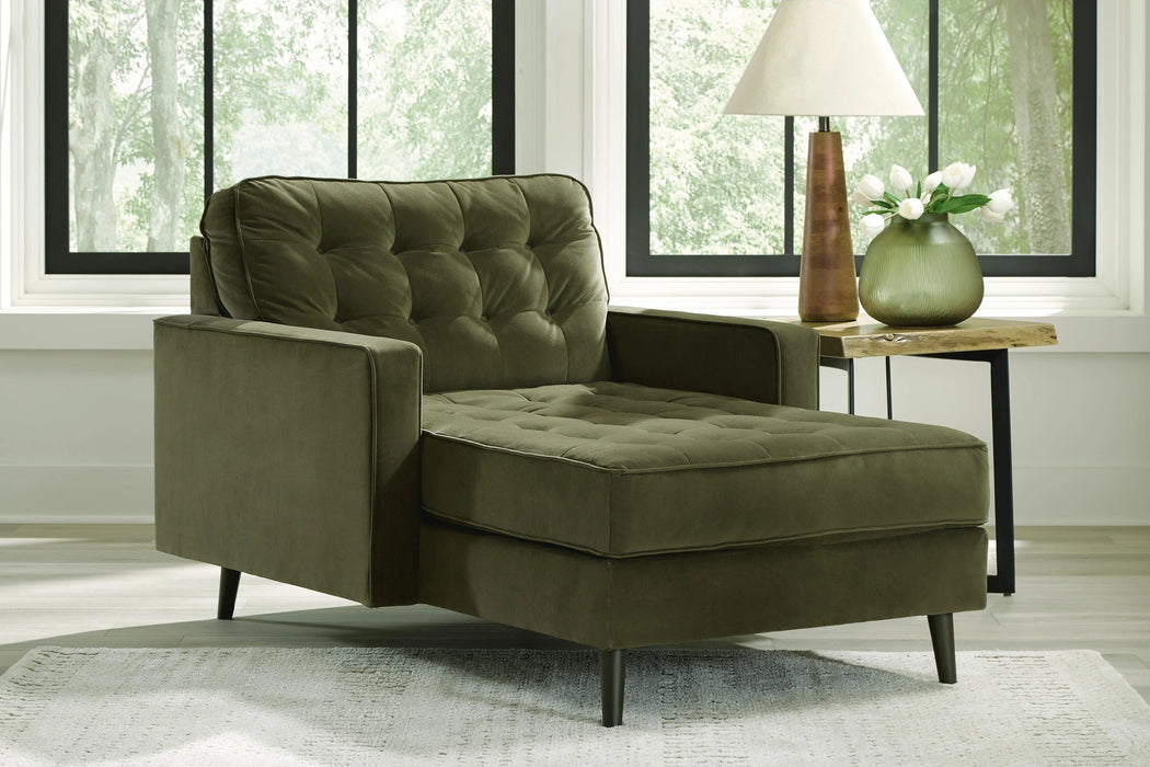 Reveon Lakes Chaise - Dream Home Furniture & Mattress (Waite Park, MN)