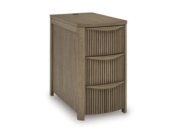 Camdill Chairside End Table - Dream Home Furniture & Mattress (Waite Park, MN)