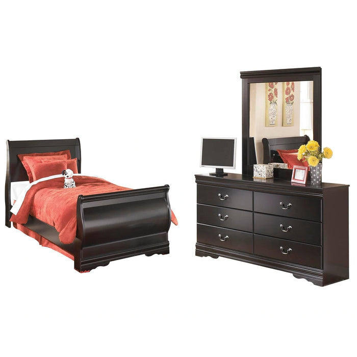 Huey Vineyard Bedroom Set - Dream Home Furniture & Mattress (Waite Park, MN)