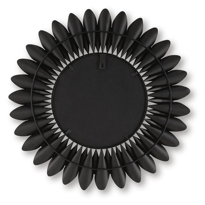 Ryenmour Accent Mirror - Dream Home Furniture & Mattress (Waite Park, MN)