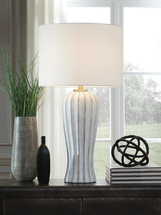 Lanwell Table Lamp - Dream Home Furniture & Mattress (Waite Park, MN)
